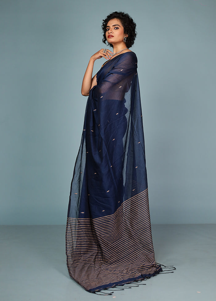 Blue Cotton Saree With Blouse Piece