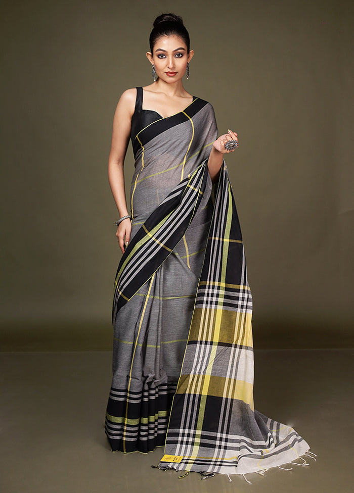 Grey Cotton Saree With Blouse Piece