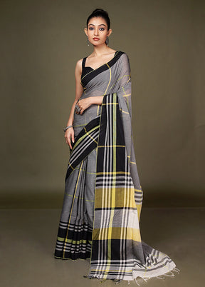Grey Cotton Saree With Blouse Piece