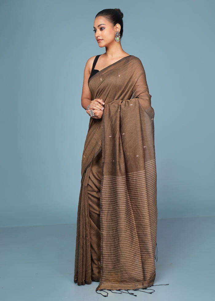 Cream Cotton Saree With Blouse Piece