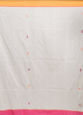 Cream Pure Cotton Saree With Blouse Piece