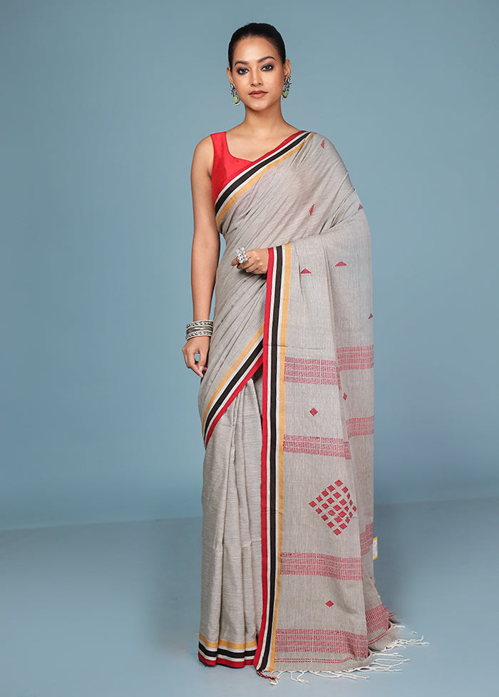 Cream Pure Cotton Saree With Blouse Piece