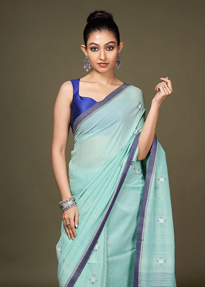 Green Matka Silk Saree With Blouse Piece