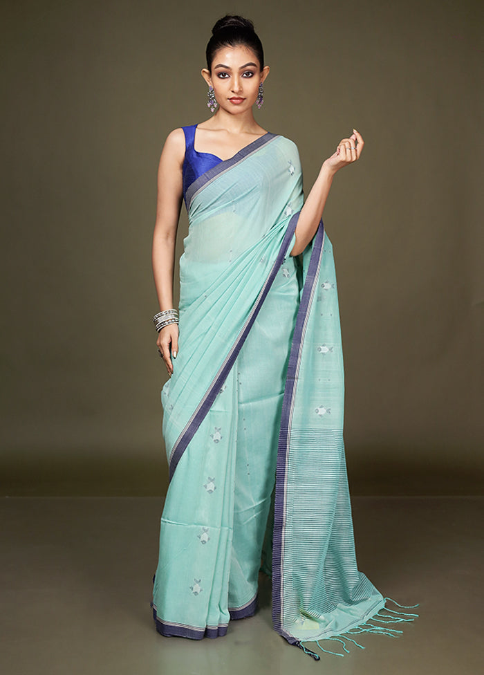 Green Matka Silk Saree With Blouse Piece