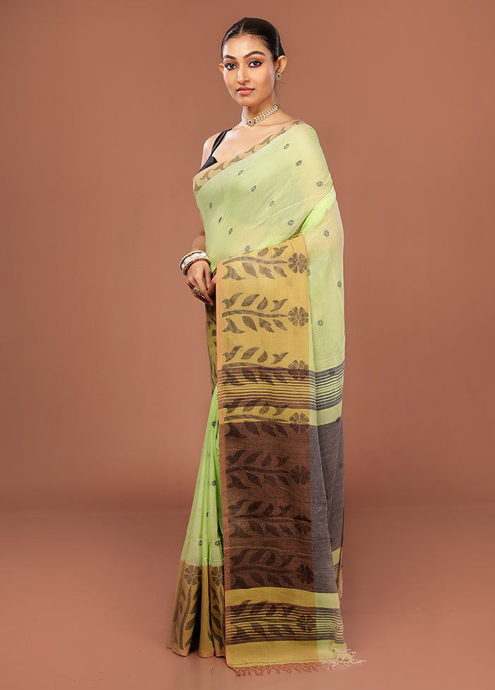 Green Cotton Saree With Blouse Piece