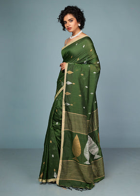 Green Matka Silk Saree With Blouse Piece