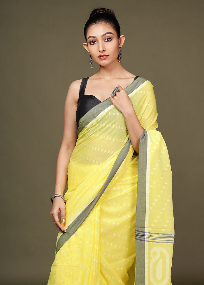 Yellow Matka Silk Saree With Blouse Piece