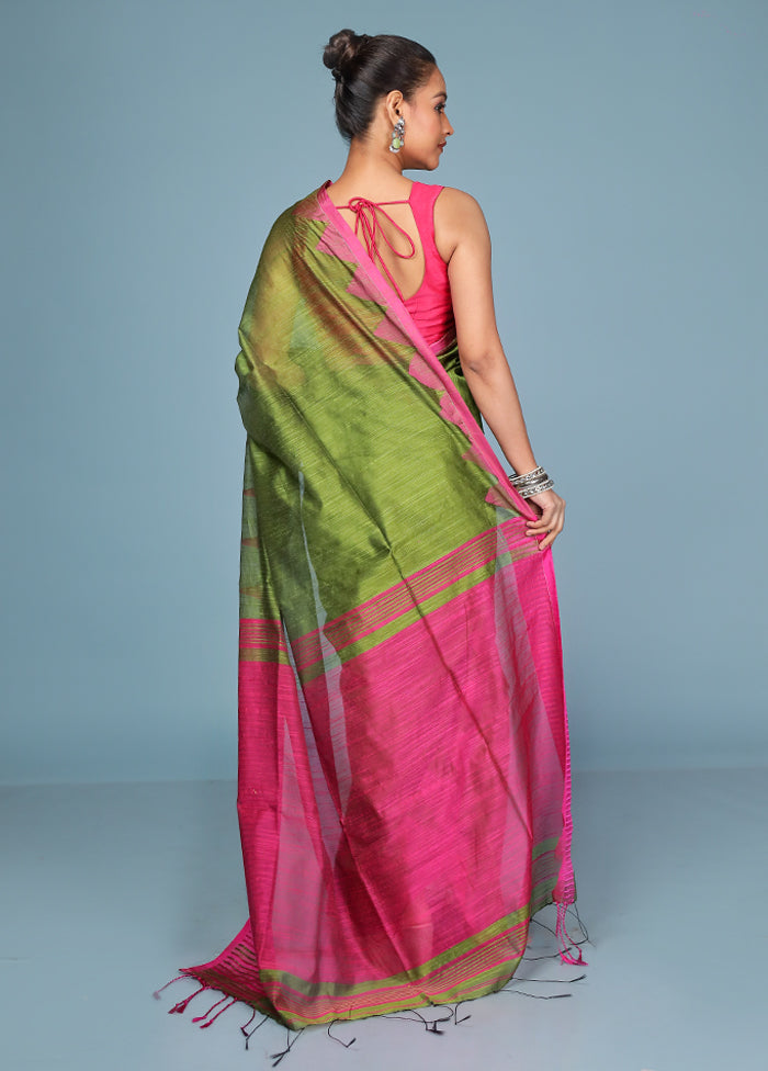 Green Cotton Saree With Blouse Piece