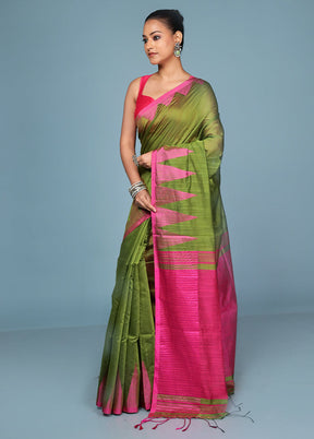 Green Cotton Saree With Blouse Piece