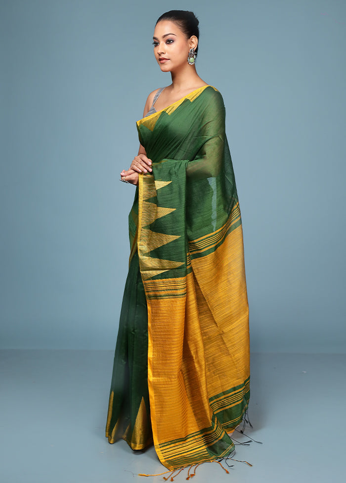 Green Cotton Saree With Blouse Piece