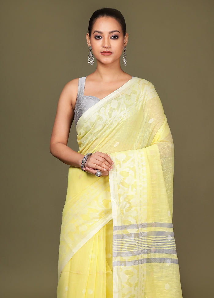Yellow Matka Silk Saree With Blouse Piece