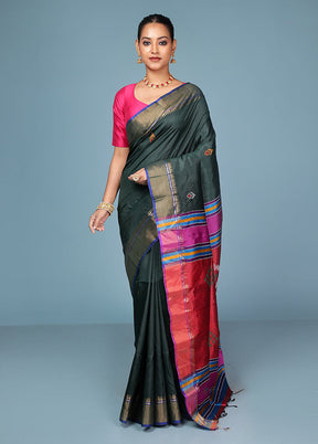 Pink Handloom Kanjivaram Pure Silk Saree With Blouse Piece