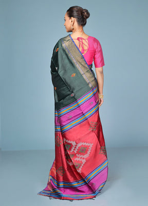 Pink Handloom Kanjivaram Pure Silk Saree With Blouse Piece