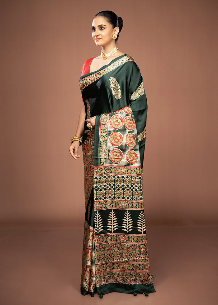 Green Dupion Silk Saree With Blouse Piece