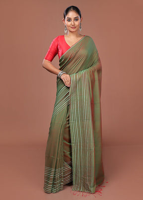 Green Matka Silk Saree With Blouse Piece