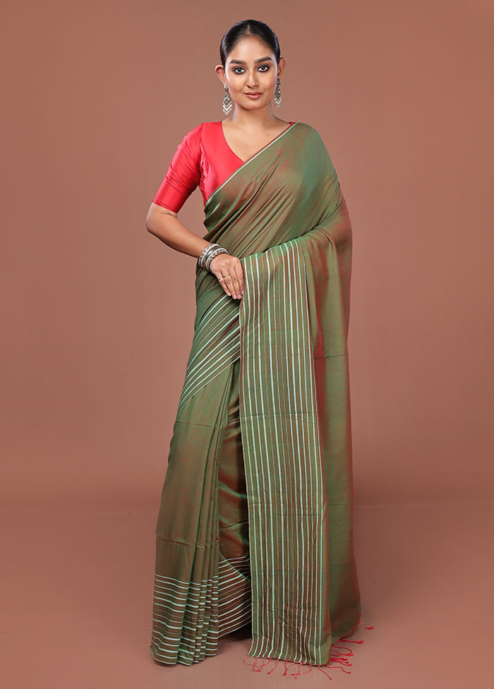 Green Matka Silk Saree With Blouse Piece