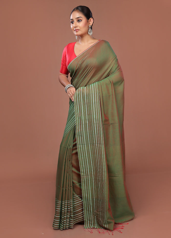 Green Matka Silk Saree With Blouse Piece