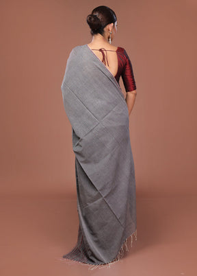 Grey Matka Silk Saree With Blouse Piece