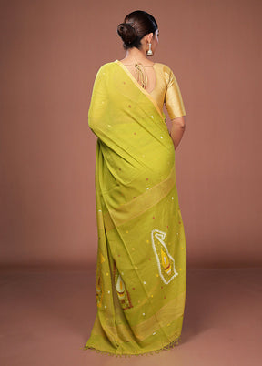 Green Matka Silk Saree With Blouse Piece