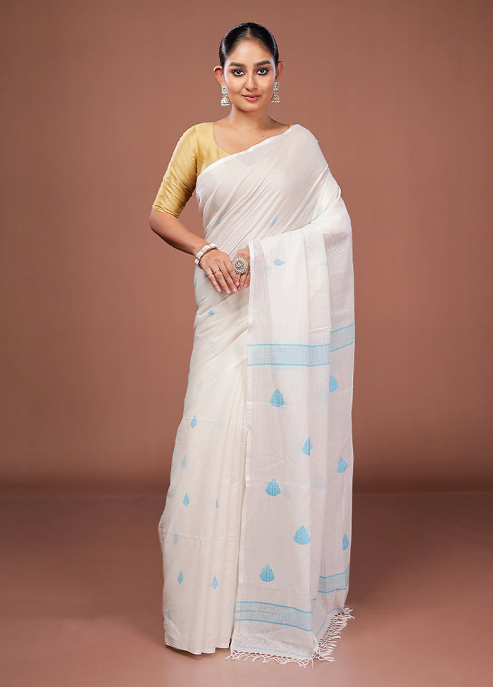 White Matka Silk Saree With Blouse Piece