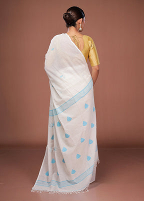 White Matka Silk Saree With Blouse Piece