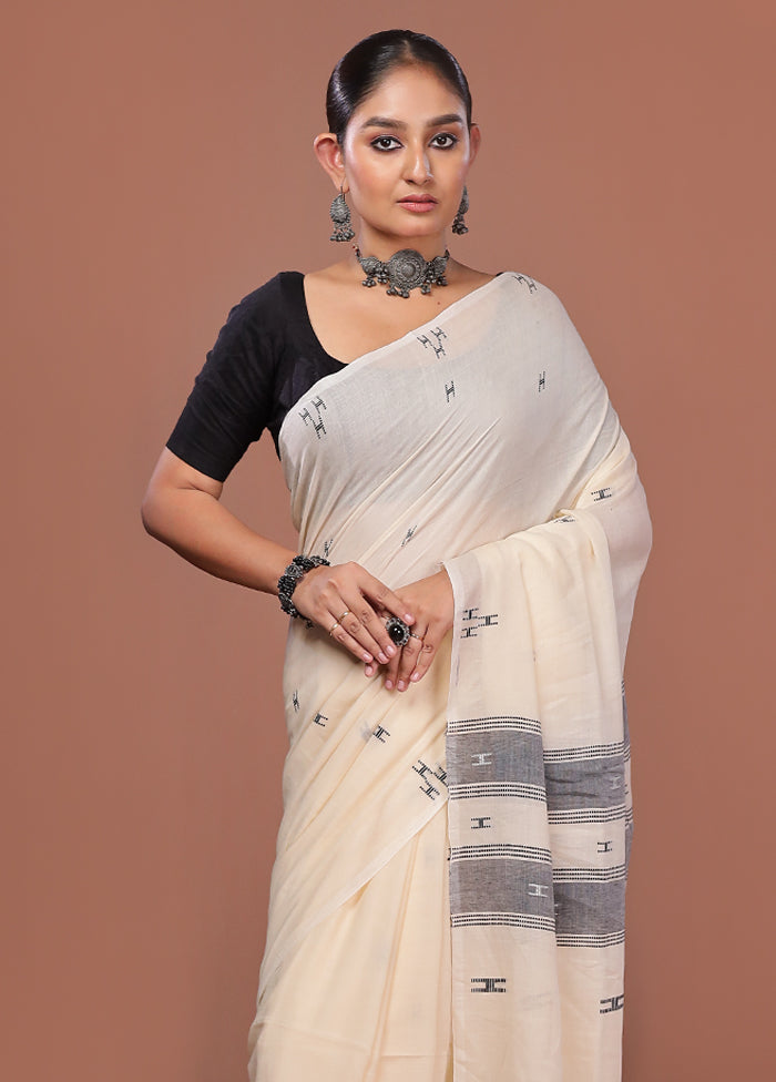 Cream Matka Silk Saree With Blouse Piece