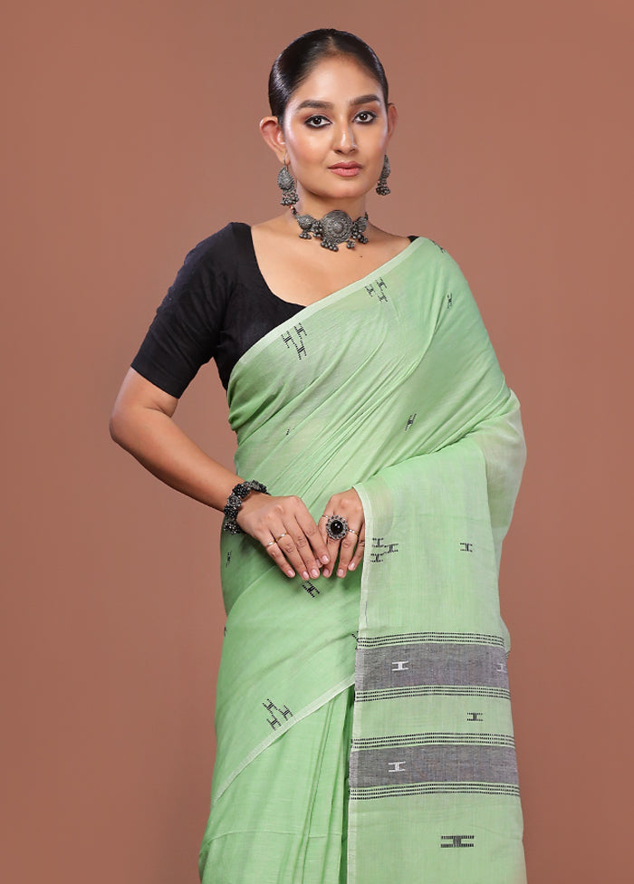 Green Matka Silk Saree With Blouse Piece