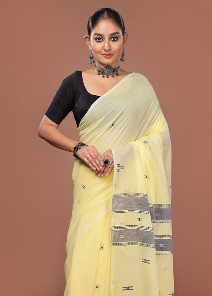 Yellow Matka Silk Saree With Blouse Piece
