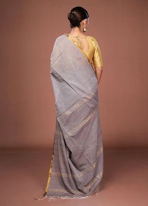 Grey Matka Silk Saree With Blouse Piece
