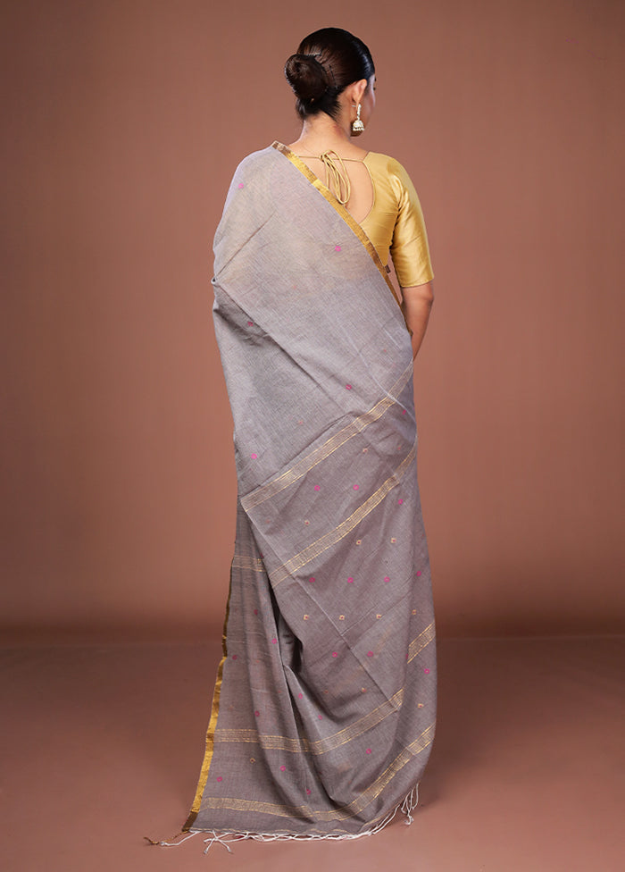 Grey Matka Silk Saree With Blouse Piece