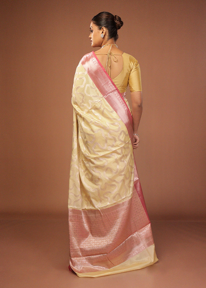 Cream Dupion Silk Saree With Blouse Piece