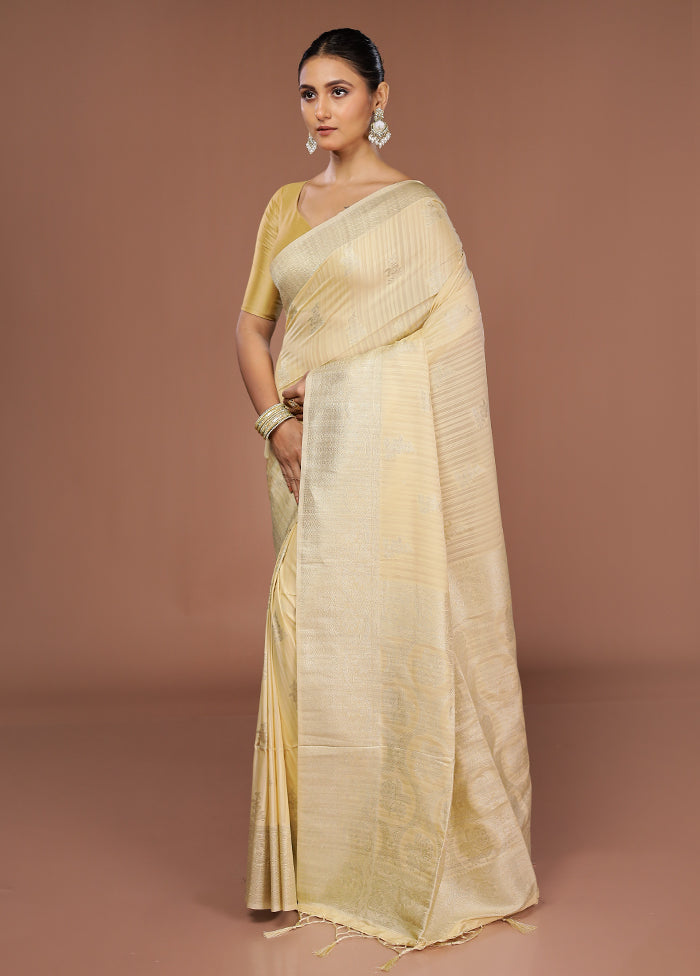 Cream Dupion Silk Saree With Blouse Piece