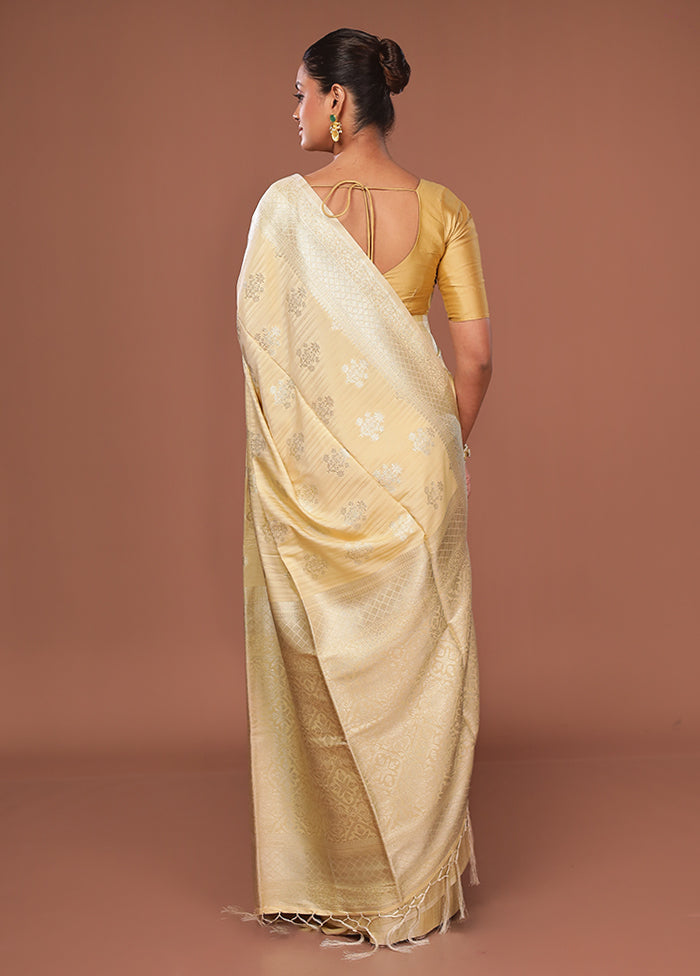 Cream Dupion Silk Saree With Blouse Piece
