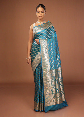Blue Uppada Silk Saree With Blouse Piece