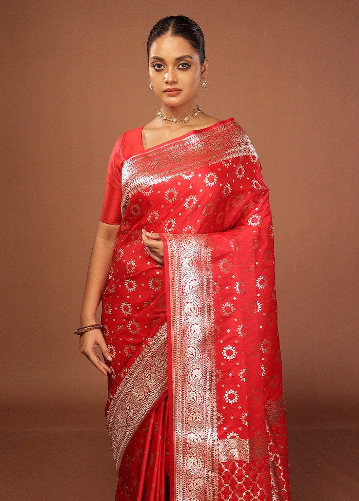Red Uppada Silk Saree With Blouse Piece