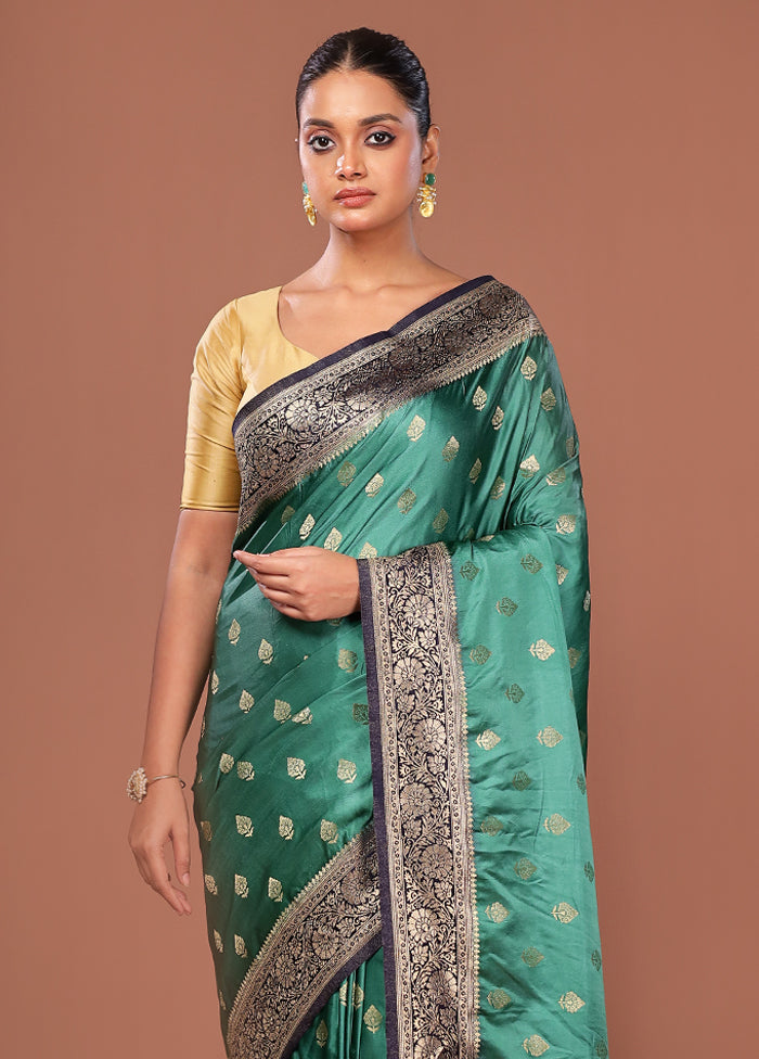 Green Dupion Silk Saree With Blouse Piece