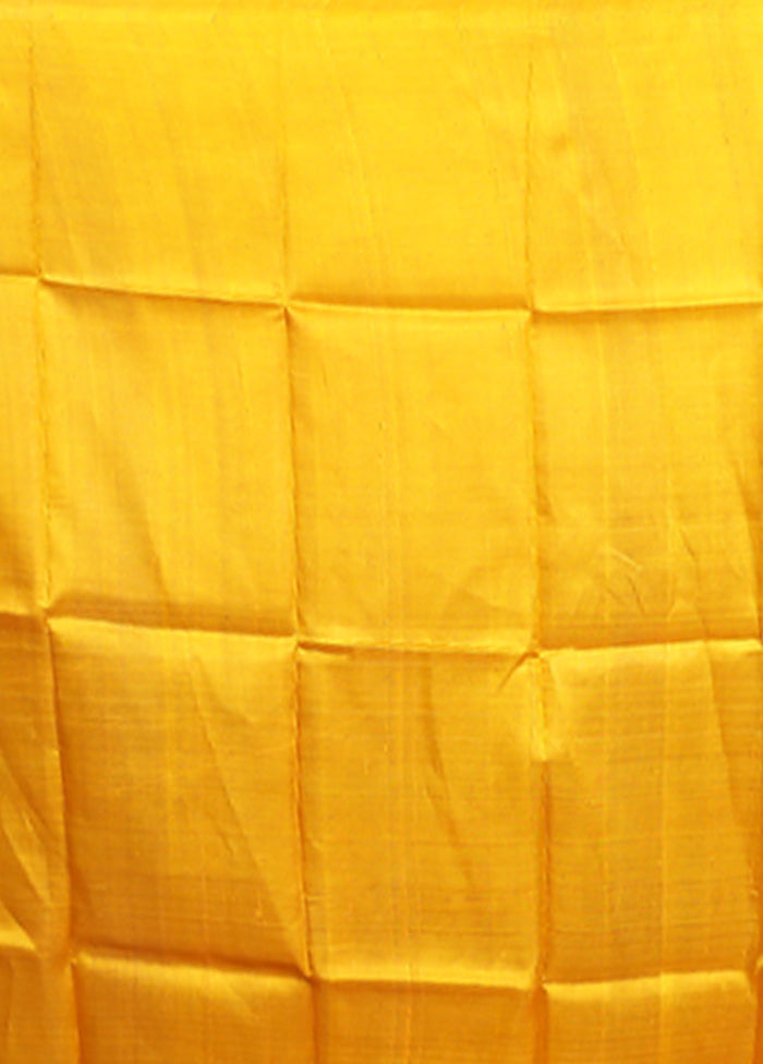 Red Printed Pure Silk Saree Without Blouse Piece