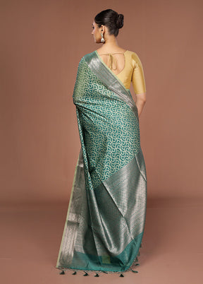 Green Kora Silk Saree With Blouse Piece