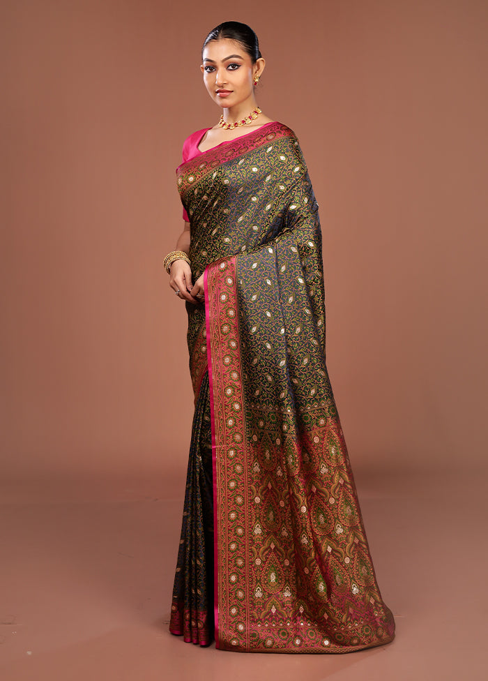 Blue Tanchoi Silk Saree With Blouse Piece