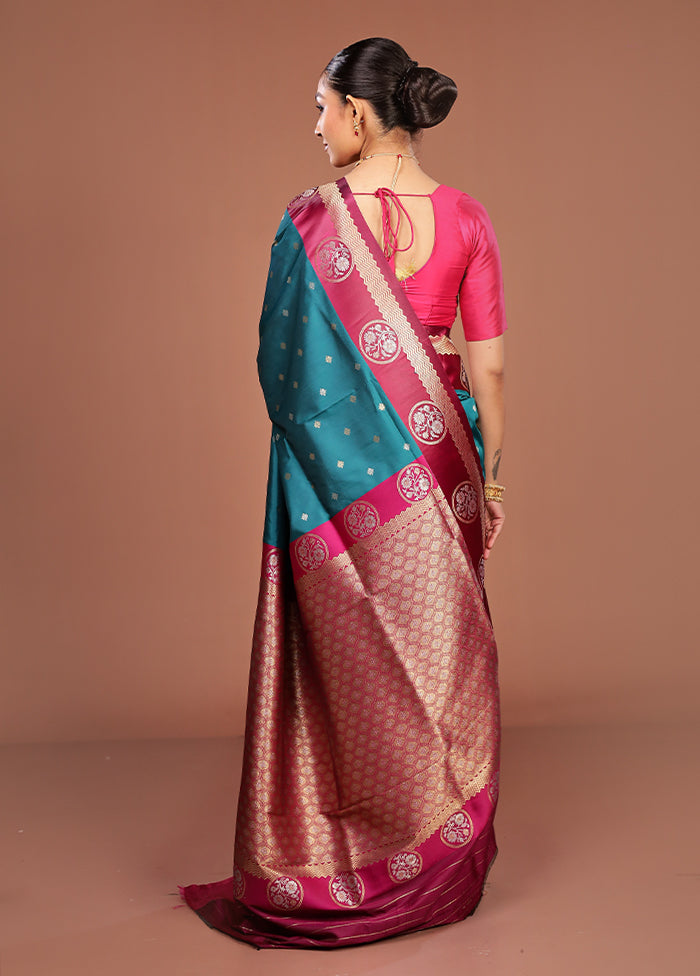 Green Dupion Silk Saree With Blouse Piece