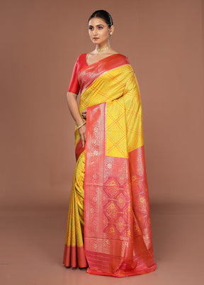 Green Dupion Silk Saree With Blouse Piece