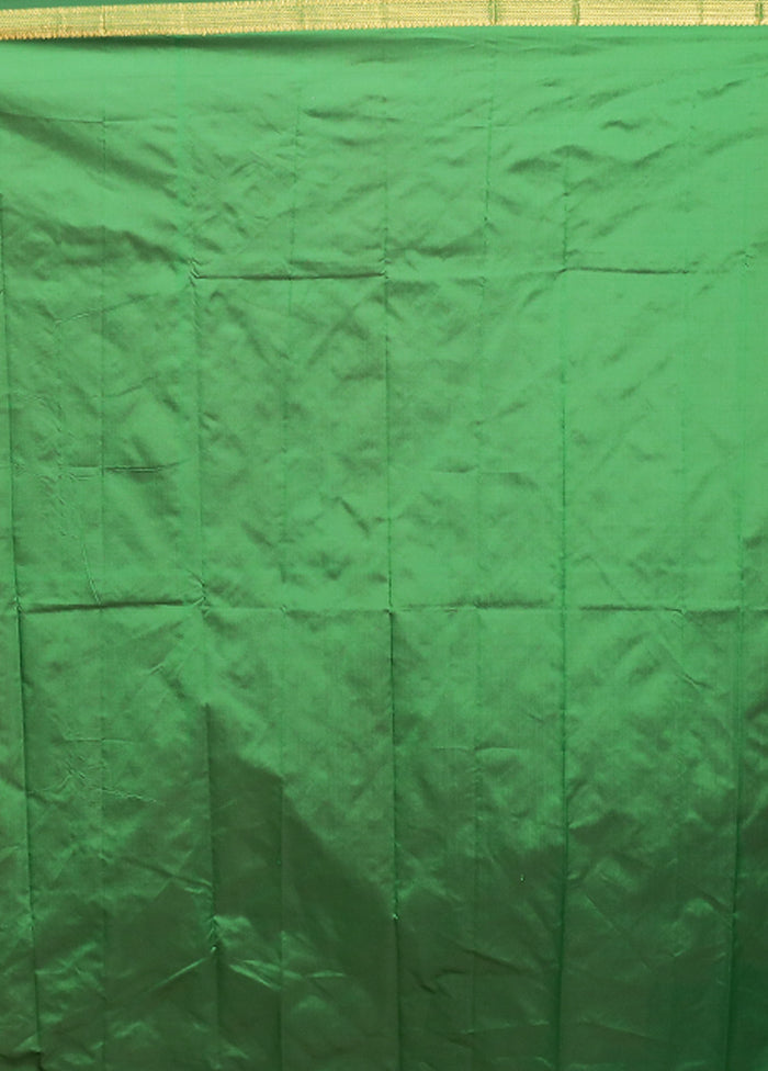 Green Kanjivaram Silk Saree With Blouse Piece