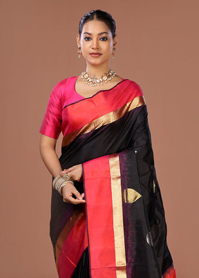 Black Handloom Kanjivaram Pure Silk Saree With Blouse Piece