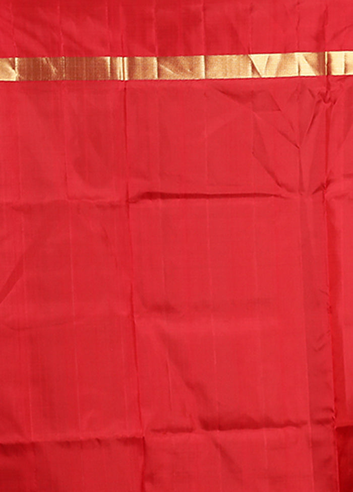 Green Handloom Kanjivaram Pure Silk Saree With Blouse Piece