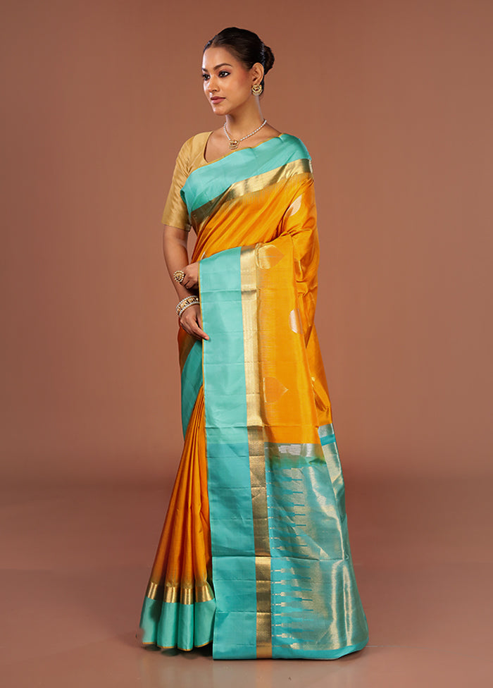 Yellow Handloom Kanjivaram Pure Silk Saree With Blouse Piece