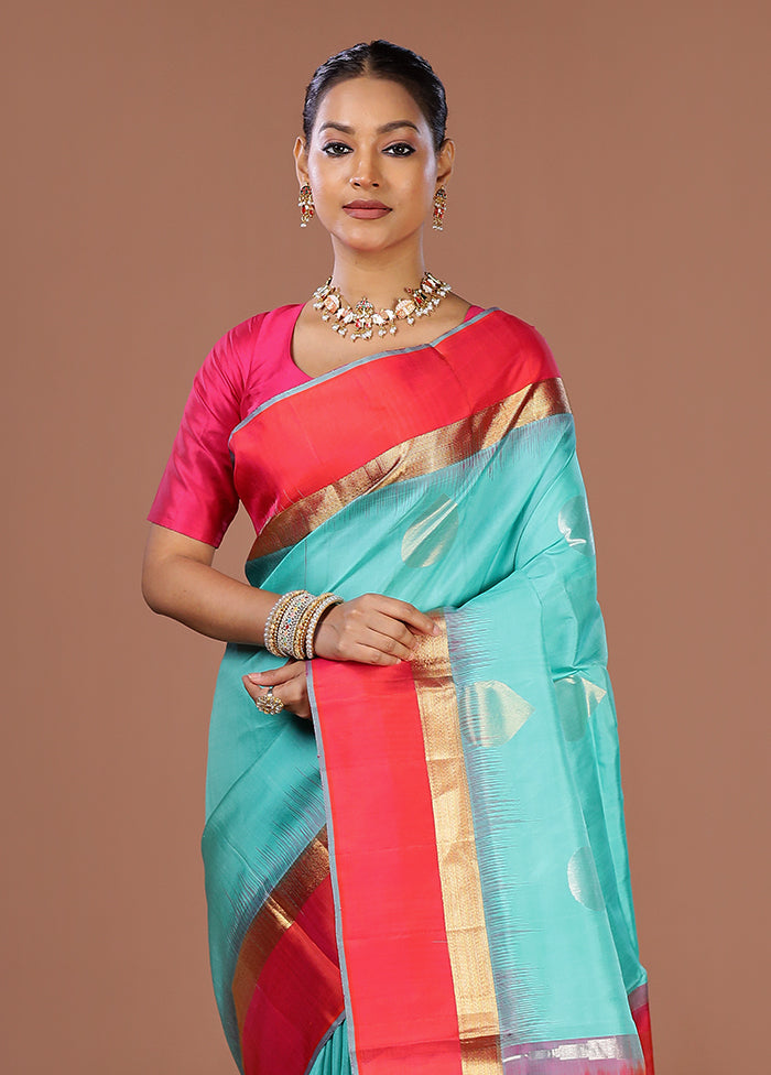 Green Handloom Kanjivaram Pure Silk Saree With Blouse Piece