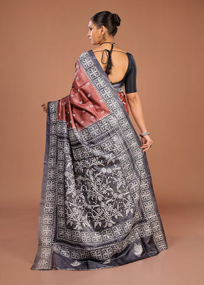 Grey Handloom Kantha Stitch Pure Silk Saree With Blouse Piece
