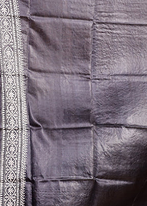Grey Handloom Kantha Stitch Pure Silk Saree With Blouse Piece