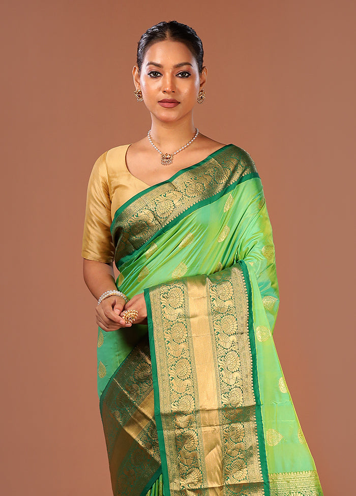 Green Handloom Kanjivaram Pure Silk Saree With Blouse Piece