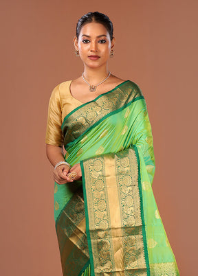 Green Handloom Kanjivaram Pure Silk Saree With Blouse Piece